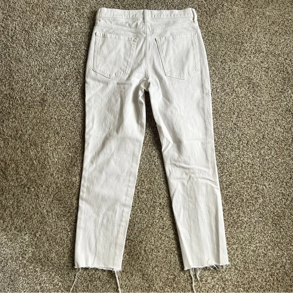Banana Republic White High Rise Slim Distressed Denim Size 29 Spring Easter